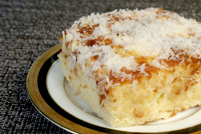 Bolo de Coco Gelado